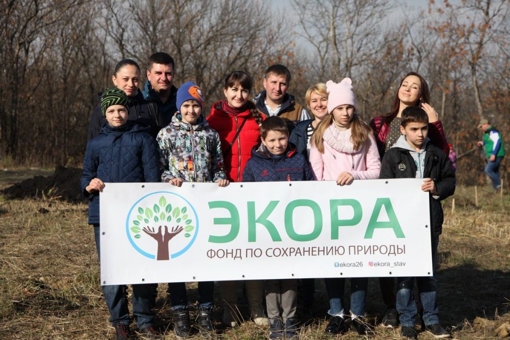 Школьники Ставрополя поучаствовали в масштабной высадке деревьев