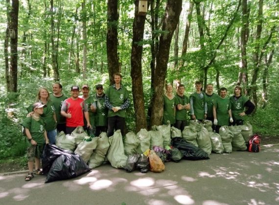 Ставропольские эко-волонтёры за полгода вынесли из леса 500 мешков мусора